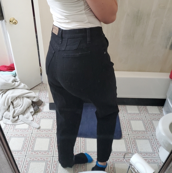 Black Denim Mom Jeans - Picture 9 of 10